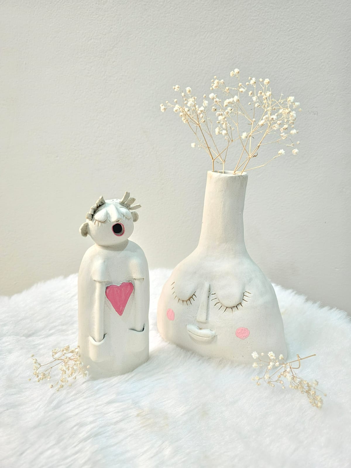 Huggle Bun and Flower vase