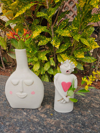 A Vase with Thought & A Heart That Talks